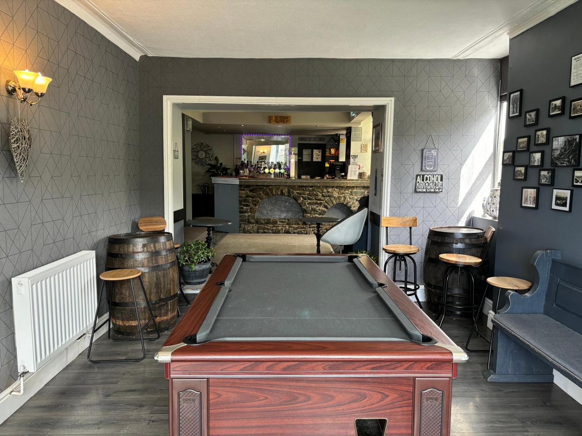 The Queens Hotel Harlech Luaran gambar